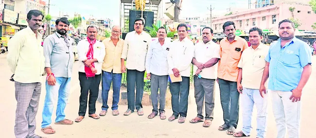 అనుమతులు రద్దు చేయడం అప్రజాస్వామికం
