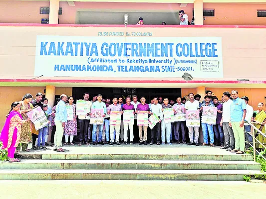 ఓపెన్ డిగ్రీ, పీజీ కోర్సుల్లో ప్రవేశాలు పొందాలి
