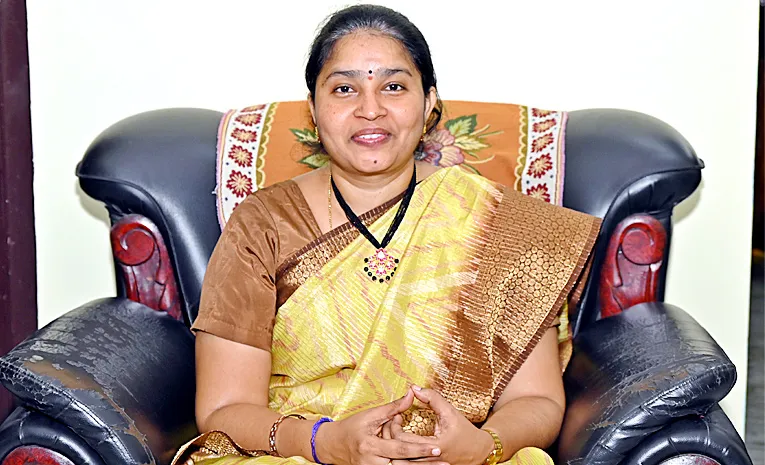 National Best Teacher Award Pavitra