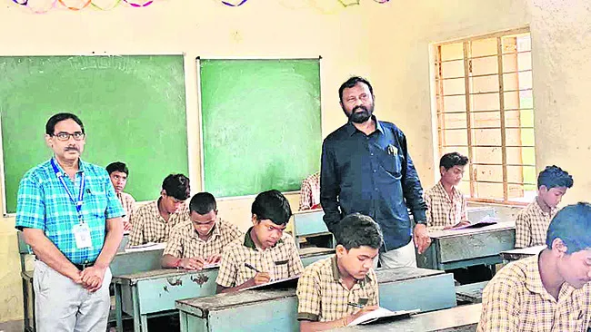 టెన్త్ విద్యార్థుల సామర్థ్యాల అంచనాకు బేస్లైన్ టెస్ట