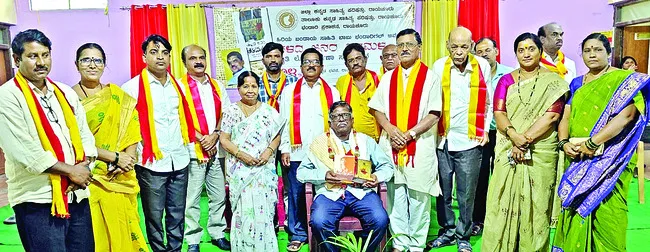పిల్లల్లో సాహిత్యాభిరుచి పెంపొందించాలి