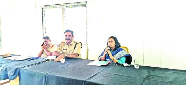 పండుగలను ప్రశాంతంగా జరుపుకోవాలి