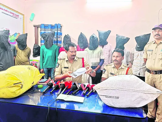 10 మంది గంజాయి నిందితులు అరెస్టు 