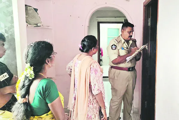 కంభంలో అర్ధరాత్రి చోరీ