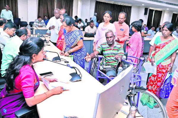అర్జీలు పెండింగ్లో ఉంచొద్దు..