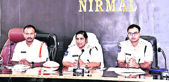 గణేశ్ ఉత్సవాలు ప్రశాంతంగా జరుపుకోవాలి