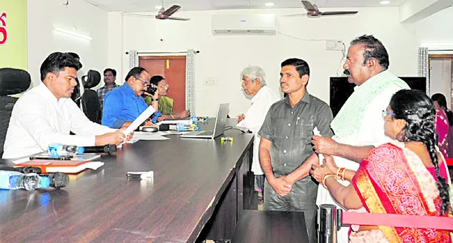 అర్జీల సత్వర పరిష్కారమే లక్ష్యం