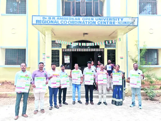 పీజీలో వినూత్న కోర్సులు