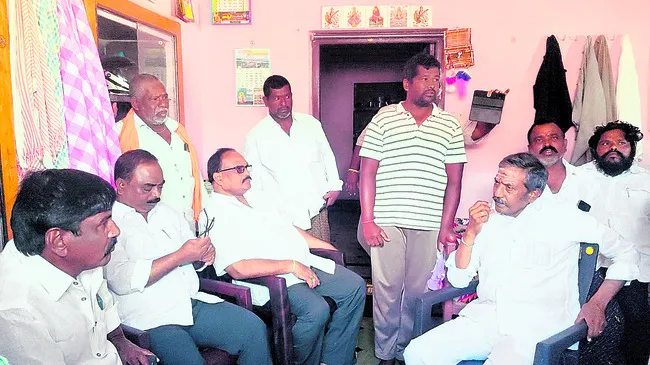 భయపడొద్దు.. అండగా ఉంటాం