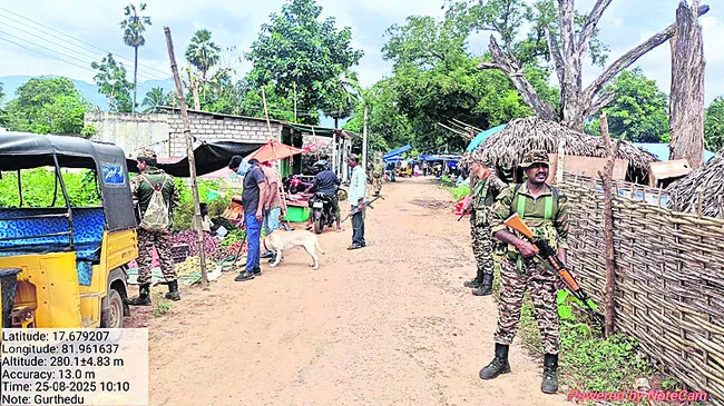డాగ్ స్క్వాడ్తో విస్తృతంగా తనిఖీలు