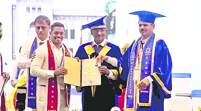 మెనూ ప్రకారం భోజనం