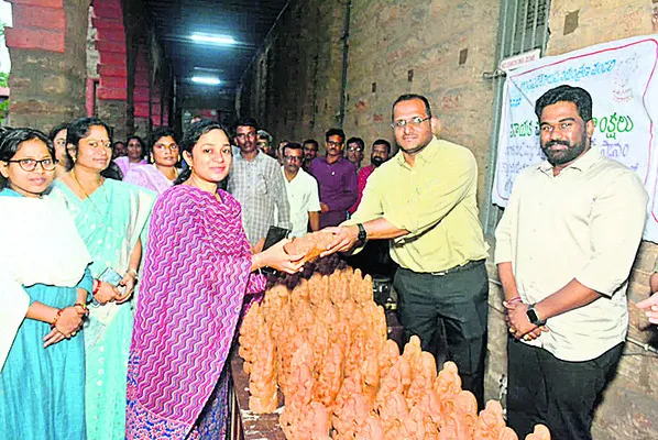 పర్యావరణహితంగా చవితి జరుపుకుందాం 