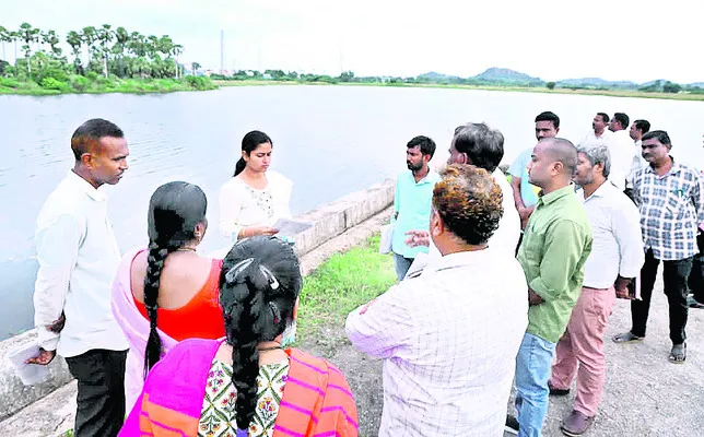 చెరువుల వద్ద విస్తృత ఏర్పాట్లు చేయాలి