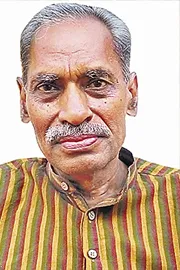 Sagubadi Palekar Five layer farming Training and net income of Rs. 3 lakhs annually5