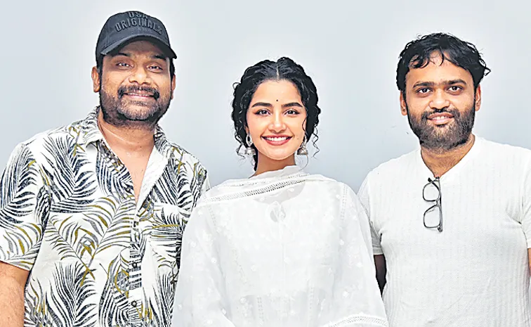 Anupama Parameswaran About Parada Movie