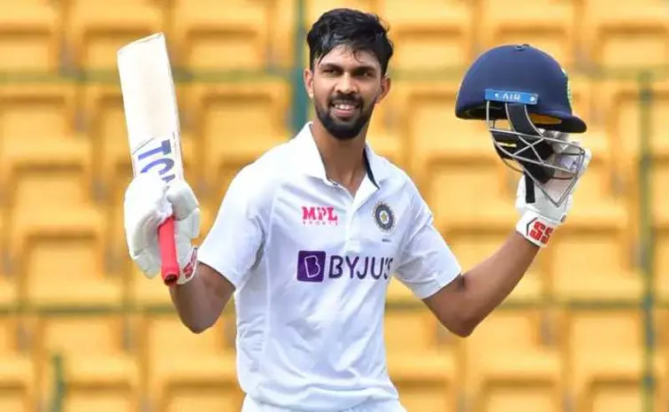 విధ్వంసం సృష్టించిన రుతురాజ్‌.. వీడియో