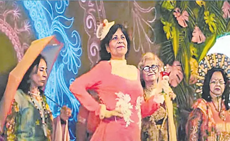 Old Doesn’t Mean Frumpy Emerging trends for seniors