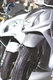 ICRA Forecasts 6 9 percent Growth in Two Wheeler Sales for FY261