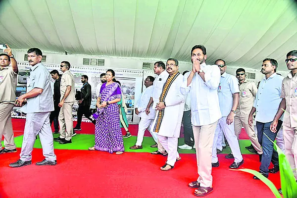 గిరిజ