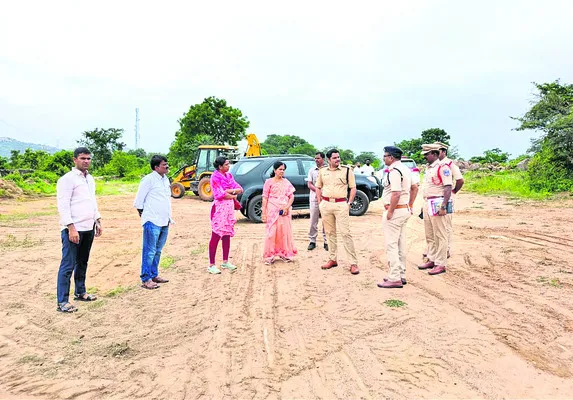 పండుగను ప్రశాంతంగా నిర్వహించుకోవాలి