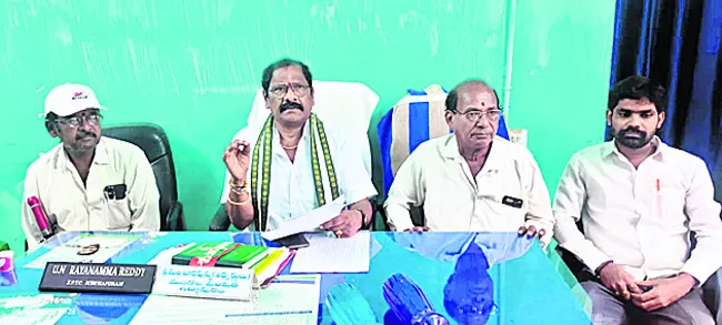 దివ్యాంగుల పింఛన్లు తొలగించడం అన్యాయం 