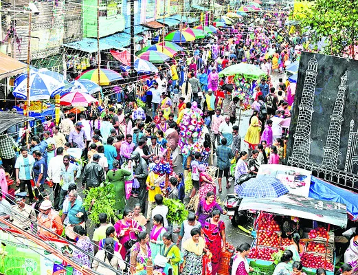 ముసురు ముంచెత్తింది