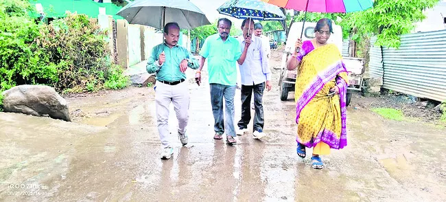 పారిశుద్ధ్య నిర్వహణపై ప్రత్యేక దృష్టి