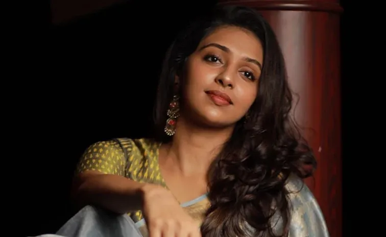 దాడి కేసులో హీరోయిన్‌కు ముందస్తు బెయిల్‌