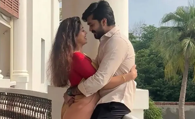 Actress Nivetha Pethuraj Will get Engaged With businessman