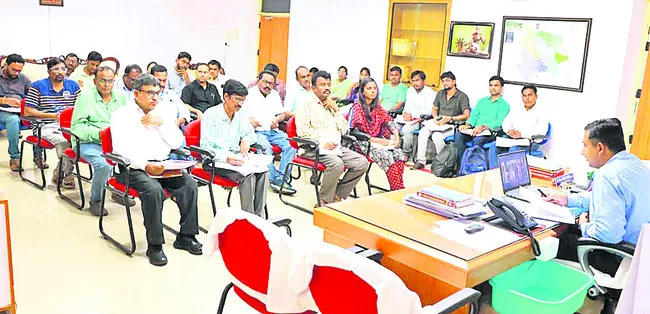 పంట నష్టం గణన చేపట్టాలి