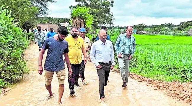 చిలుకూరు పెద్ద చెరువు పరిశీలన