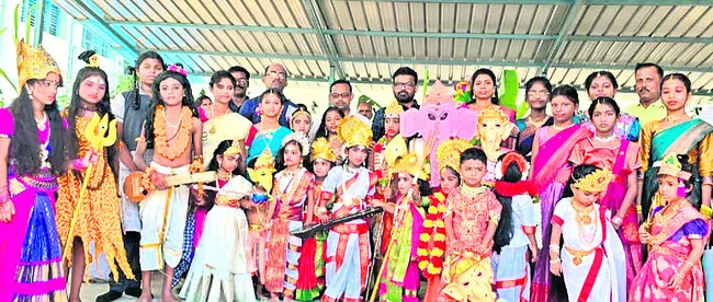 ఆకట్టుకున్న కళా ప్రదర్శన