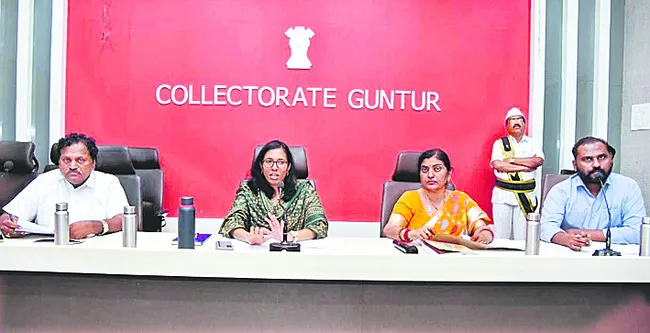 నగదు రహిత వైద్య సేవలు అందించాలి