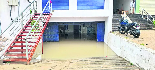 ఎందుకీ వైపరీత్యం?