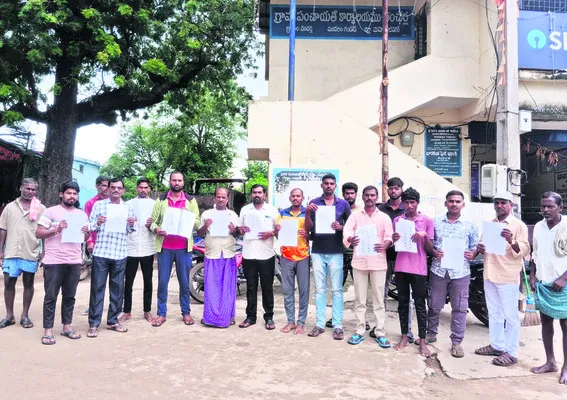 బ్యాలెట్ బాక్సులు సిద్ధం..