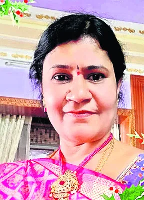 ● గజల్స్లో దిట్ట అంజలి