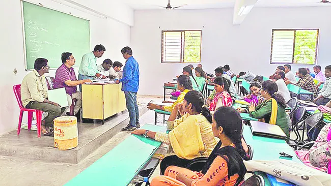 నేడు జాబ్మేళా