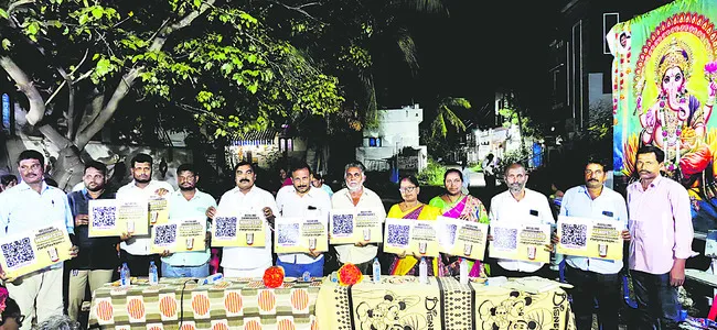 మోసం చేయడంలో చంద్రబాబు దిట్ట