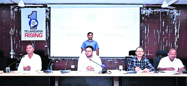 సమాజ నిర్మాణంలో టీచర్ల పాత్ర కీలకం