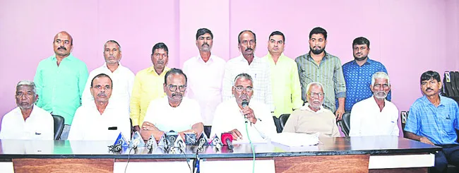 నిషేధిత జాబితాలో ఉన్న భూములు విడిపించండి