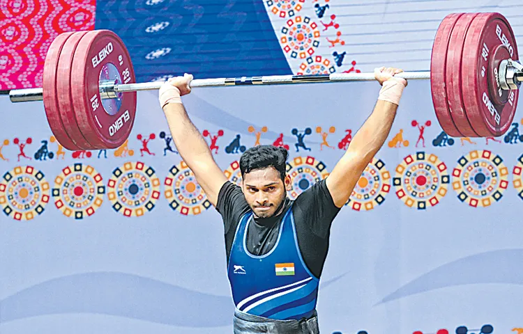 Ajay Babu wins gold medal at Commonwealth Weightlifting Championship