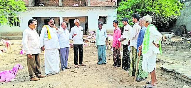 గొర్రెలు, మేకల పెంపకం సంఘానికి అన్యాయం