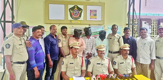 జల్సాల కోసం దొంగతనాలు