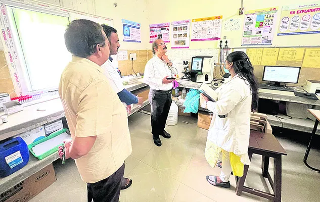 వైద్య సిబ్బంది అందుబాటులో ఉండాలి