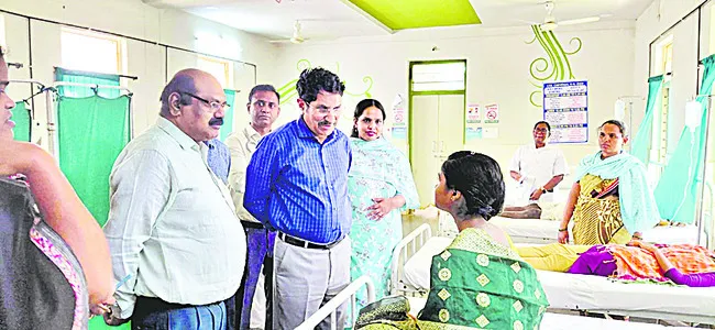 రోగులకు మెరుగైన వైద్యం అందించాలి 