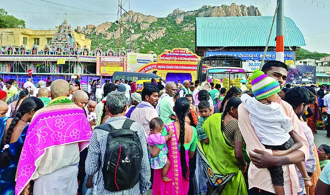 శ్రావణ శనివారం.. అద్వితీయం