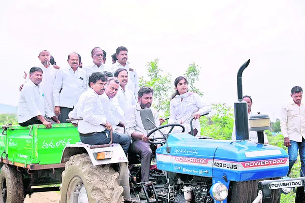 దశల వారీగా కాల్వల్లో పూడికతీత