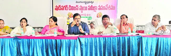 లక్ష్యాన్ని చేరుకోకుంటే చర్యలు 