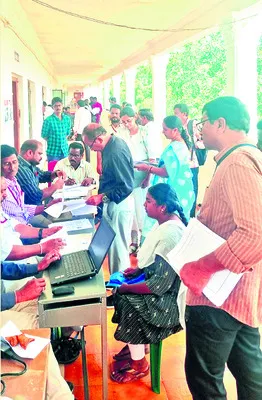 ఇంగ్లిష్‌పై పట్టులేక చేజారిన ఉద్యోగం 