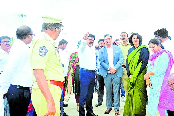 పర్యాటక దినోత్సవాన్ని ఘనంగా నిర్వహిద్దాం